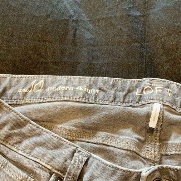 Grey LOFT skinny jeans - Picture 3 of 3